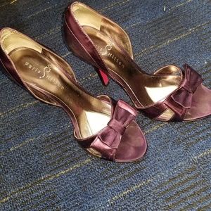 Paris Hilton Open to shoes